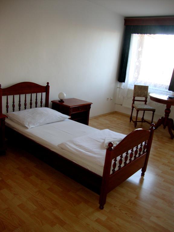 Penzion Aviatik Caslav Room photo